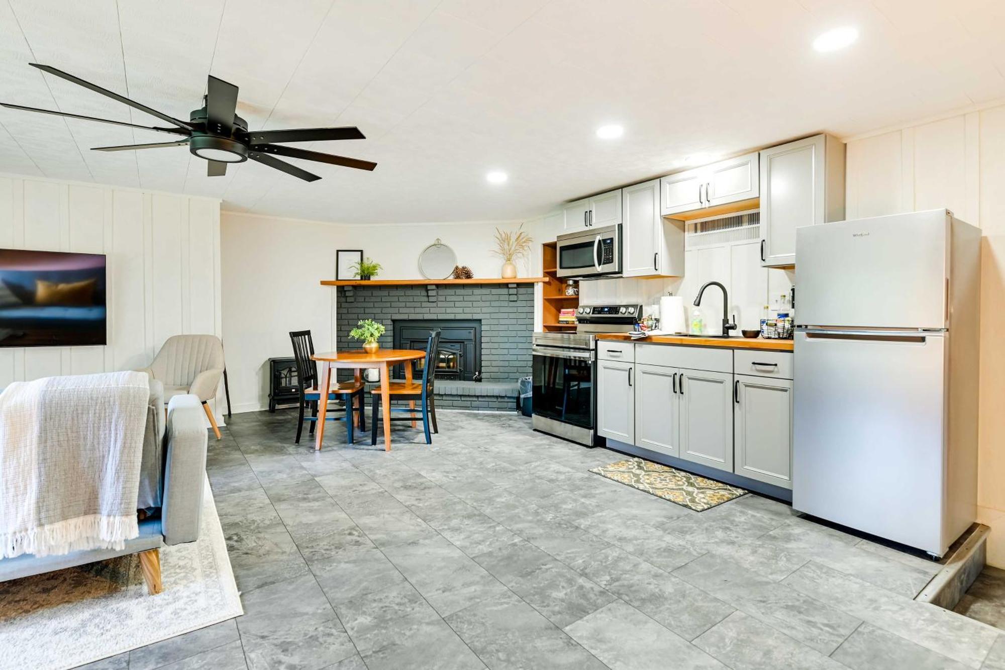 Modern Studio Less Than 13 Mi To Saratoga Racetrack! Ballston Spa Dış mekan fotoğraf