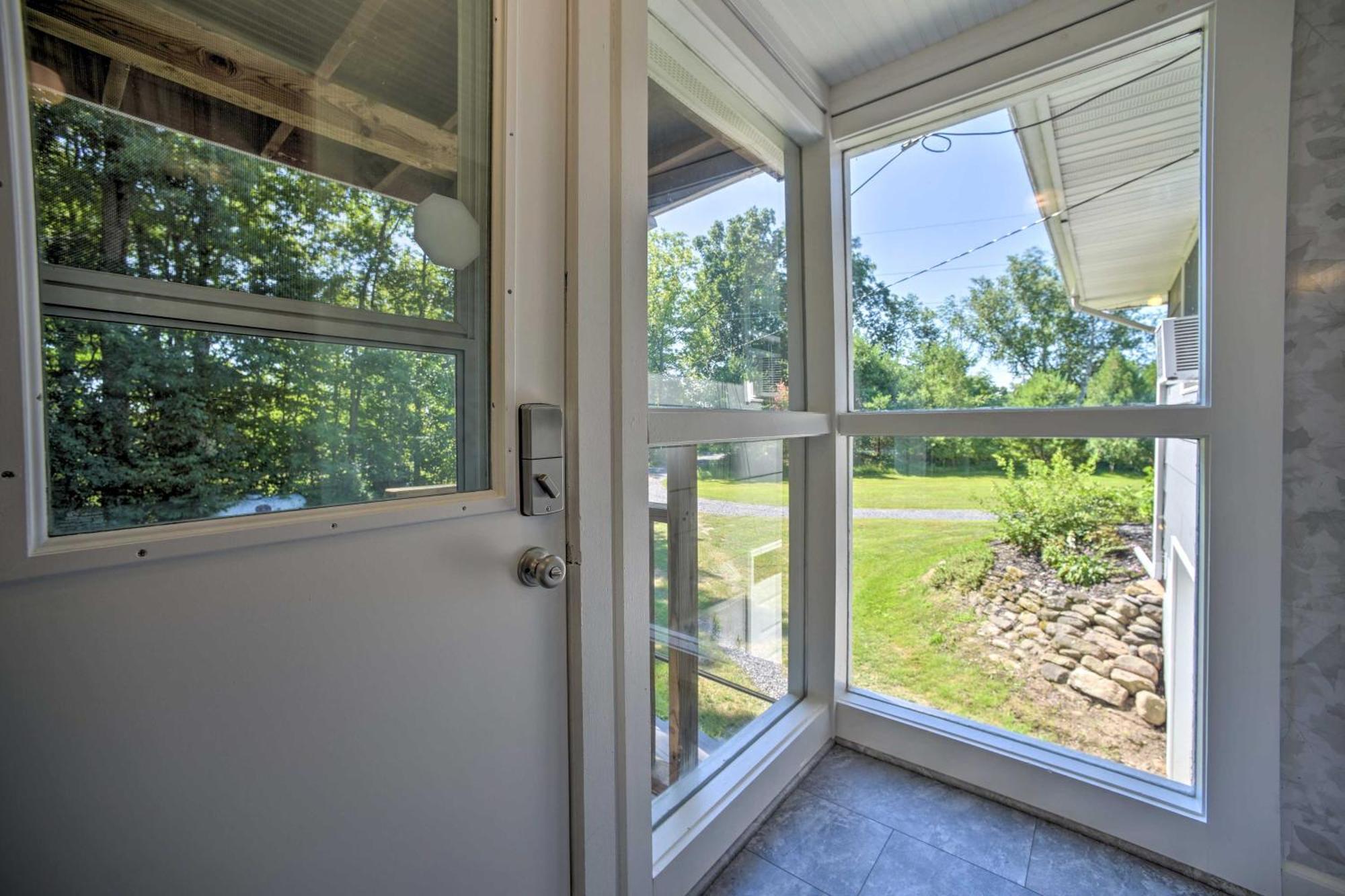 Modern Studio Less Than 13 Mi To Saratoga Racetrack! Ballston Spa Dış mekan fotoğraf