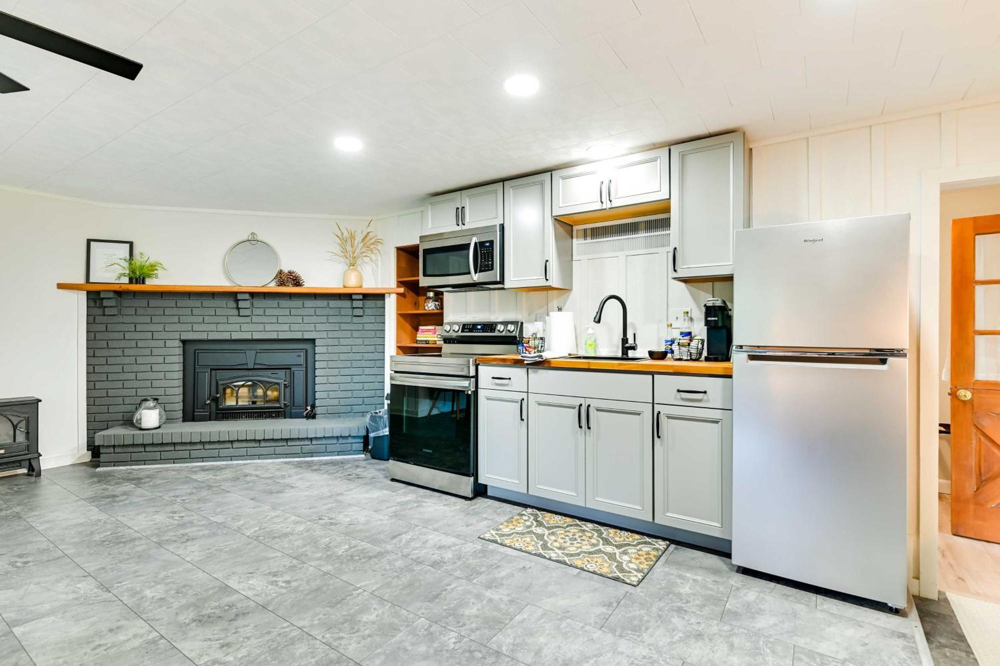 Modern Studio Less Than 13 Mi To Saratoga Racetrack! Ballston Spa Dış mekan fotoğraf
